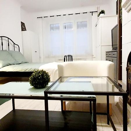 Separated Kitchen, Fast Internet Aleja 3 Maja 2M80 Warsawa Bagian luar foto
